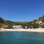 Vila Granadella Bay Hideaway *