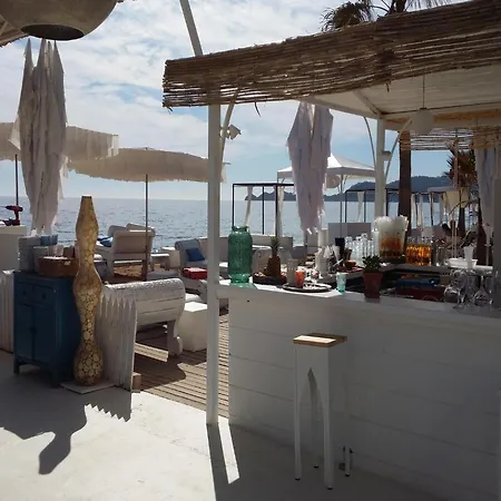 Villa Granadella Bay Hideaway