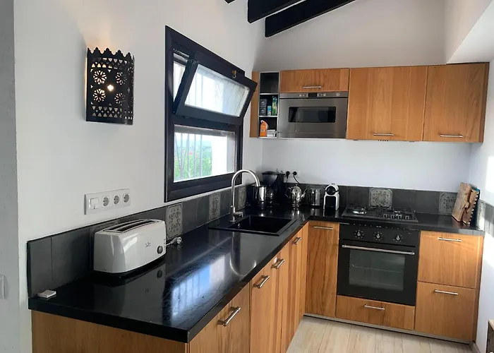 Villa Granadella Bay Hideaway *